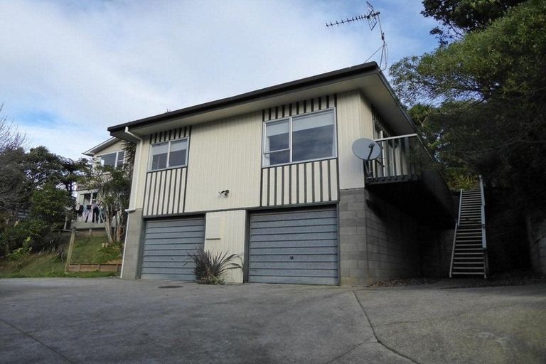 Photo of property in 19 Harbour View Road, Harbour View, Lower Hutt, 5010