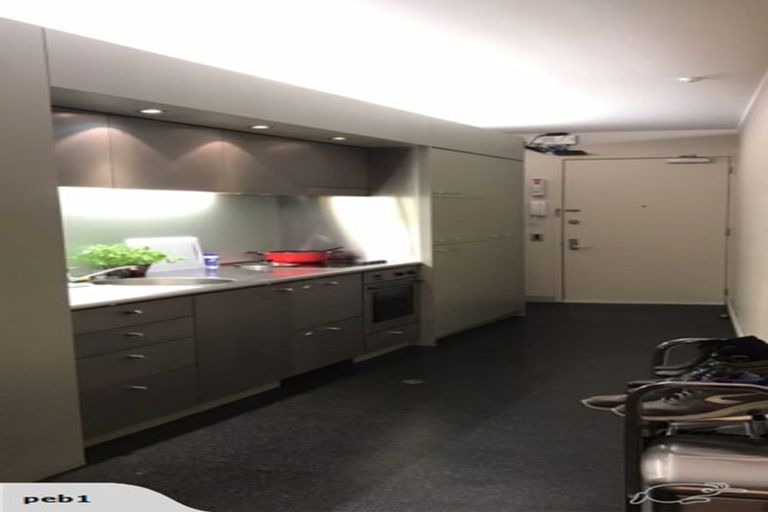 Photo of property in Gerondis Bldg Apartments, 304/60 Willis Street, Wellington Central, Wellington, 6011