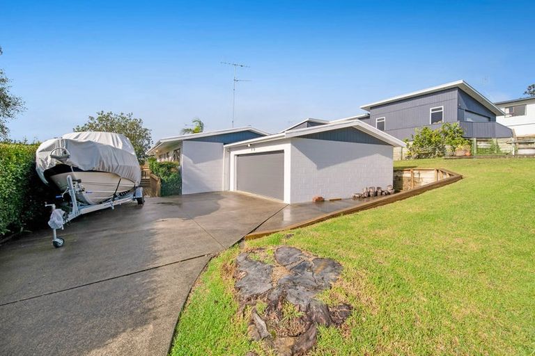 Photo of property in 39 Gledstane Road, Stanmore Bay, Whangaparaoa, 0932