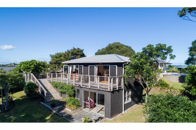 Photo of property in 331 Molesworth Drive, Mangawhai Heads, Mangawhai, 0505