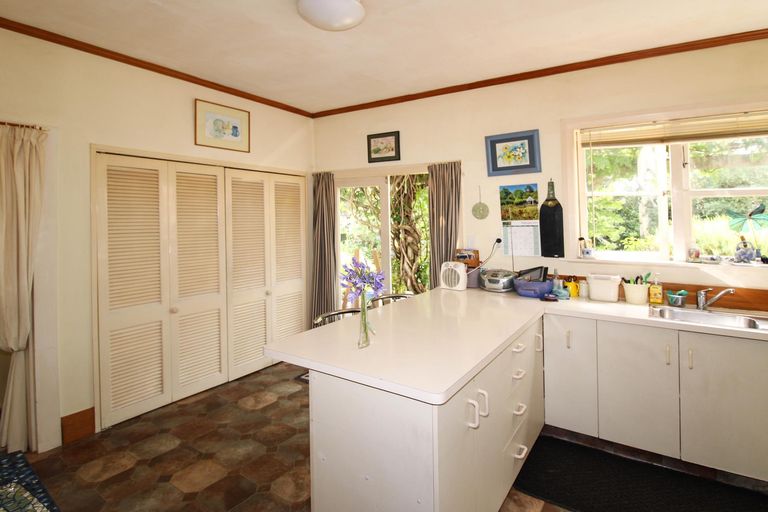 Photo of property in 87 Park Road, Carterton, 5713