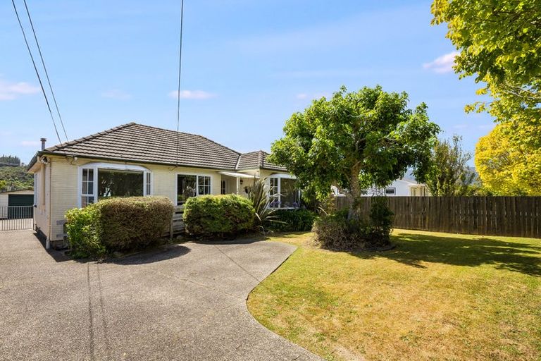 Photo of property in 50 Totara Street, Wainuiomata, Lower Hutt, 5014