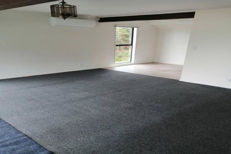 Photo of property in 5 Appleton Place, Karori, Wellington, 6012