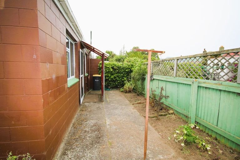 Photo of property in 28d Hargest Crescent, Saint Kilda, Dunedin, 9012