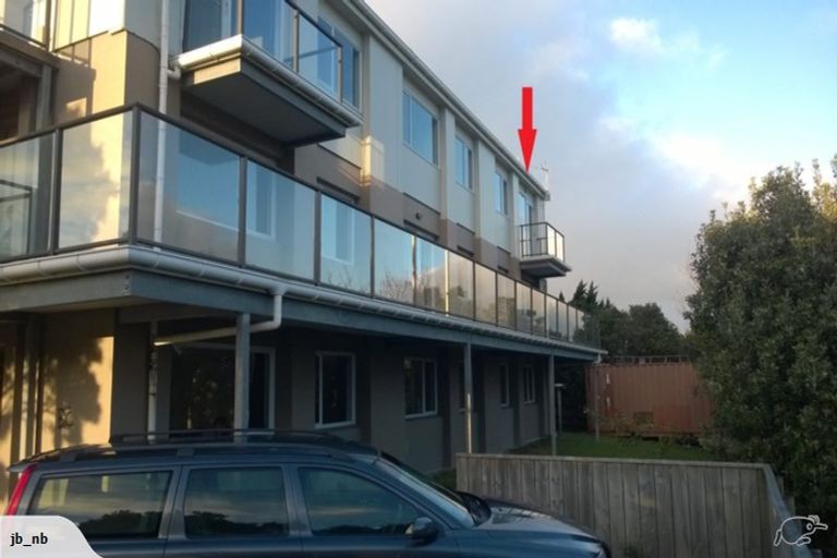 Photo of property in 8/21 Duchess Place, Maupuia, Wellington, 6022