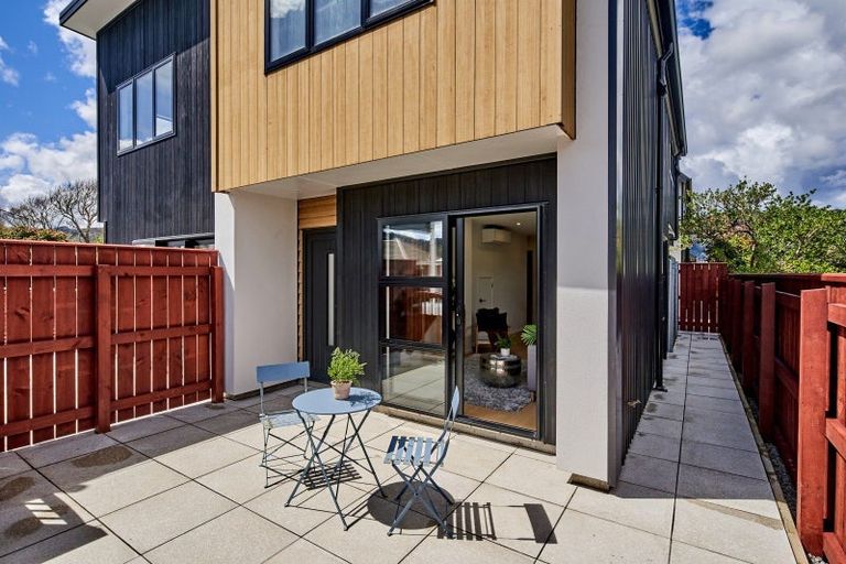 Photo of property in 2/892 High Street, Avalon, Lower Hutt, 5011