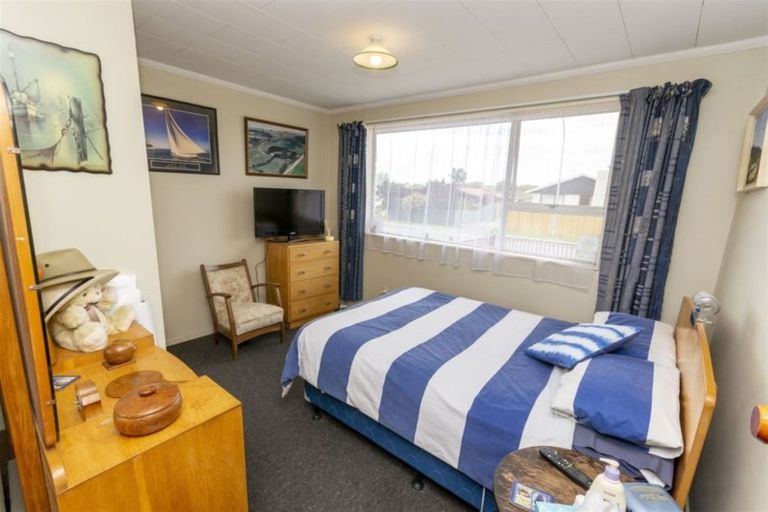 Photo of property in 2b Walker Place, Rangiora, 7400