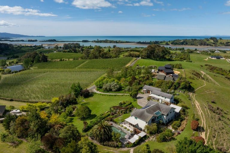 Photo of property in 113 Weka Road, Tasman, Upper Moutere, 7175