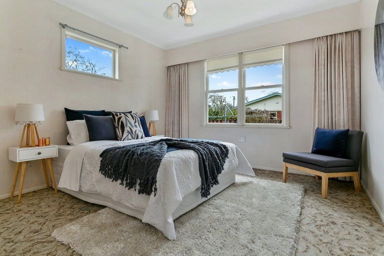 Photo of property in 75 Taylor Street, Cambridge, 3434