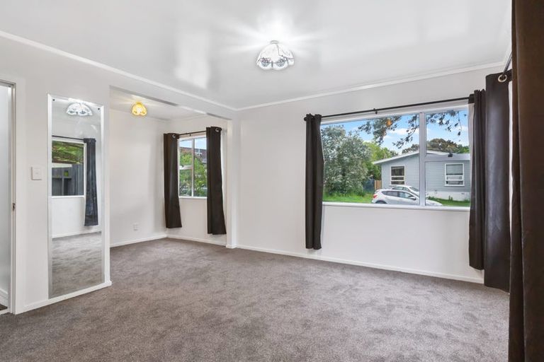 Photo of property in 39 Ayton Drive, Whitby, Porirua, 5024
