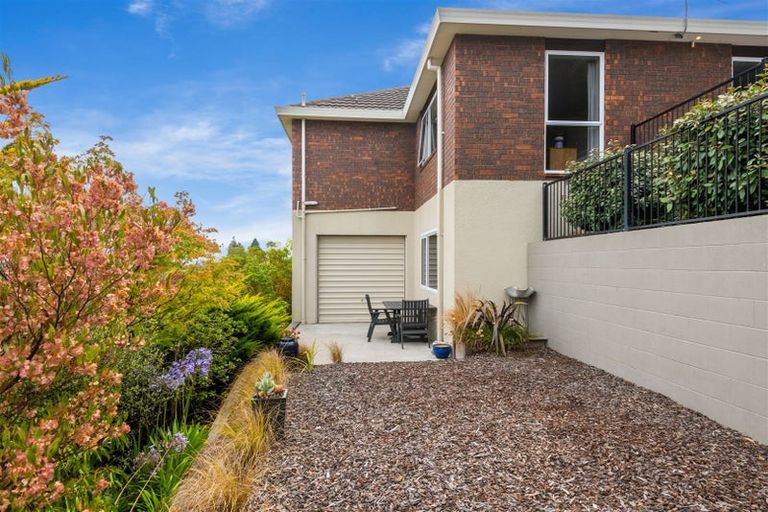 Photo of property in 8a Woodlau Rise, Huntsbury, Christchurch, 8022