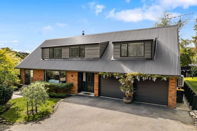 Photo of property in 75 Glenross Street, Glenross, Dunedin, 9011
