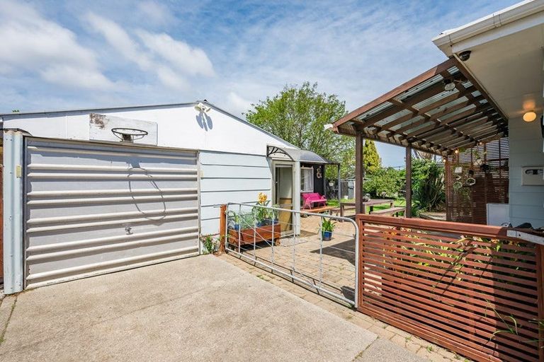 Photo of property in 23 Linwood Drive, Paraparaumu, 5032