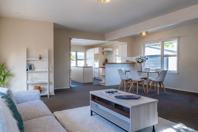 Photo of property in 147 Wairakei Road, Bryndwr, Christchurch, 8053