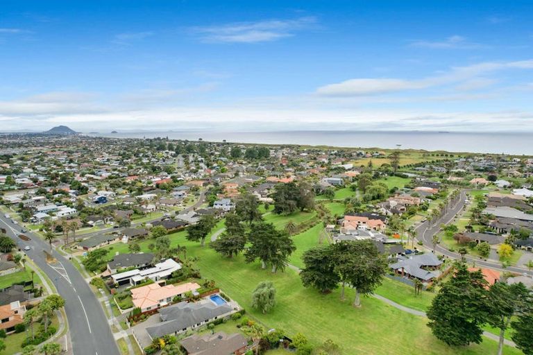 Photo of property in 152 Gravatt Road, Papamoa Beach, Papamoa, 3118