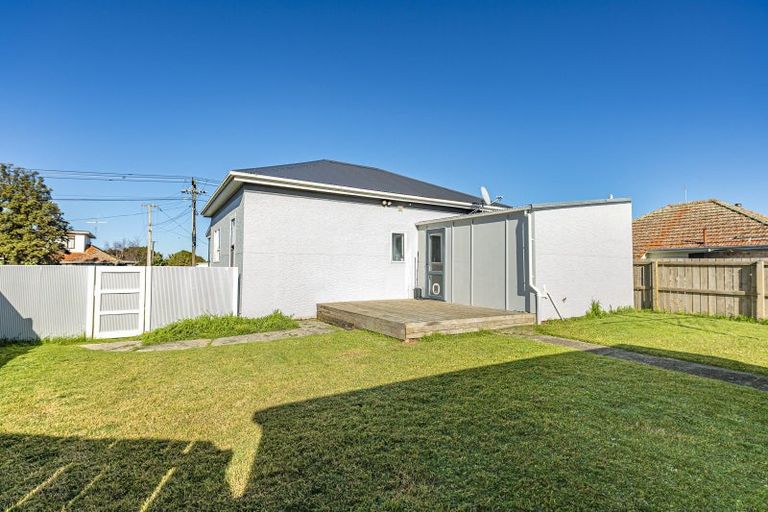 Photo of property in 18 Swiss Avenue, Gonville, Whanganui, 4501