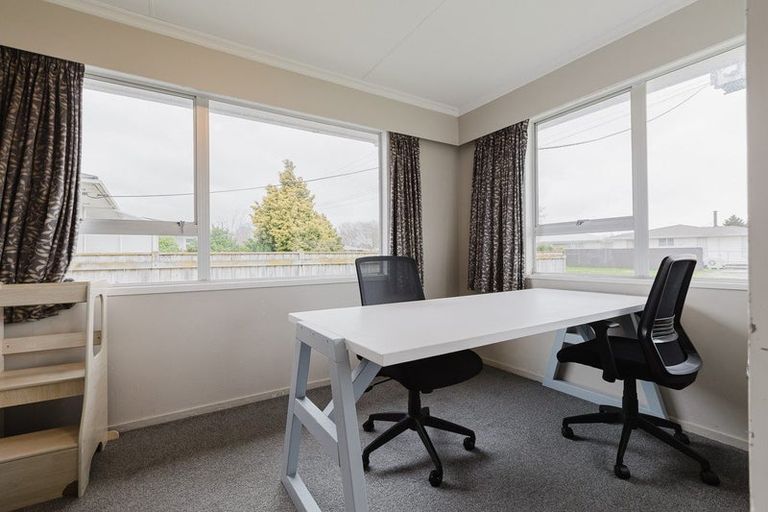 Photo of property in 53 Maxwells Line, Awapuni, Palmerston North, 4412