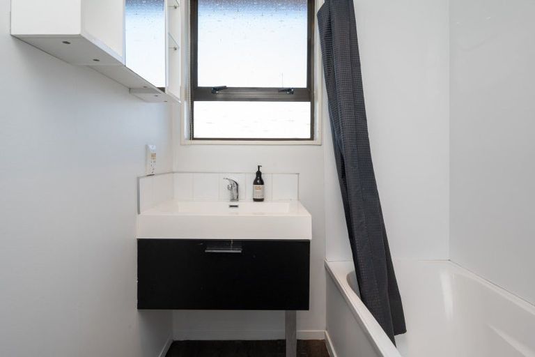 Photo of property in 60c Mclauchlan Street, Springlands, Blenheim, 7201