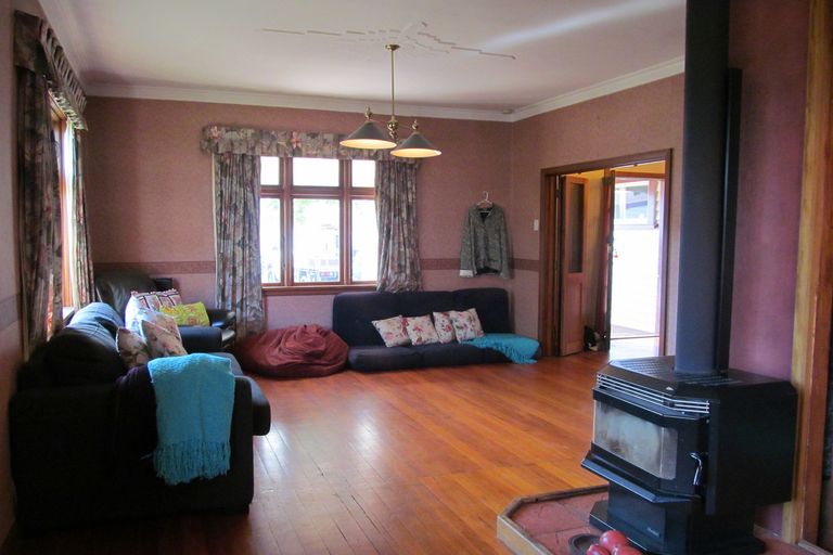 Photo of property in 32 Station Street, Alexandra, 9320