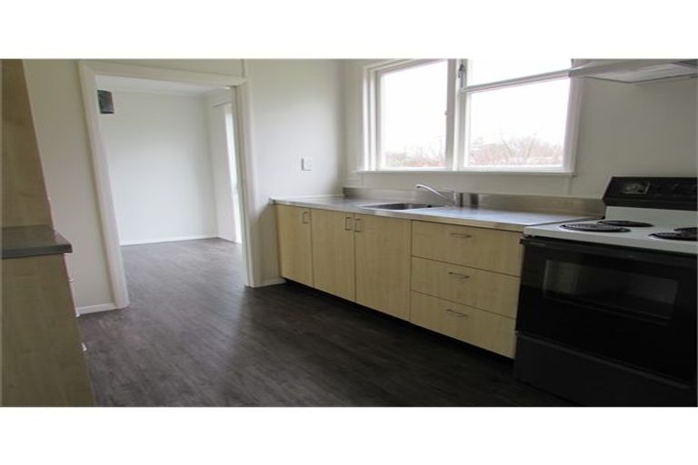 Photo of property in 21 Rimutaka Street, Paraparaumu, 5032