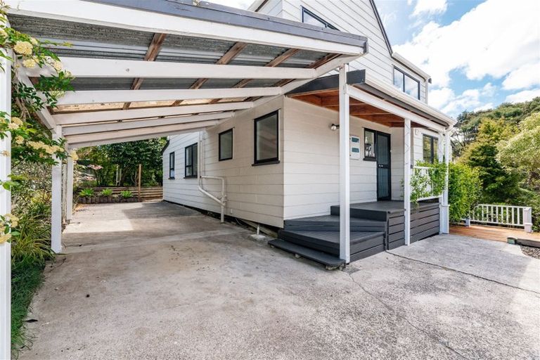 Photo of property in 8 Rhinevale Close, Henderson, Auckland, 0612