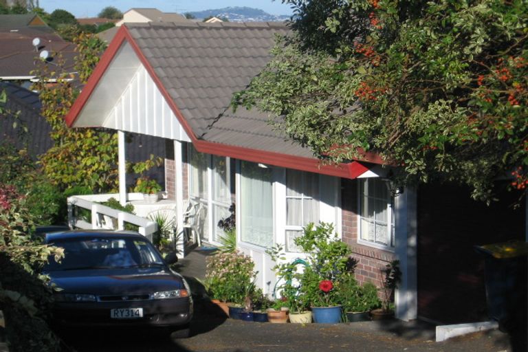 Photo of property in 2/255 Hobsonville Road, Hobsonville, Auckland, 0618