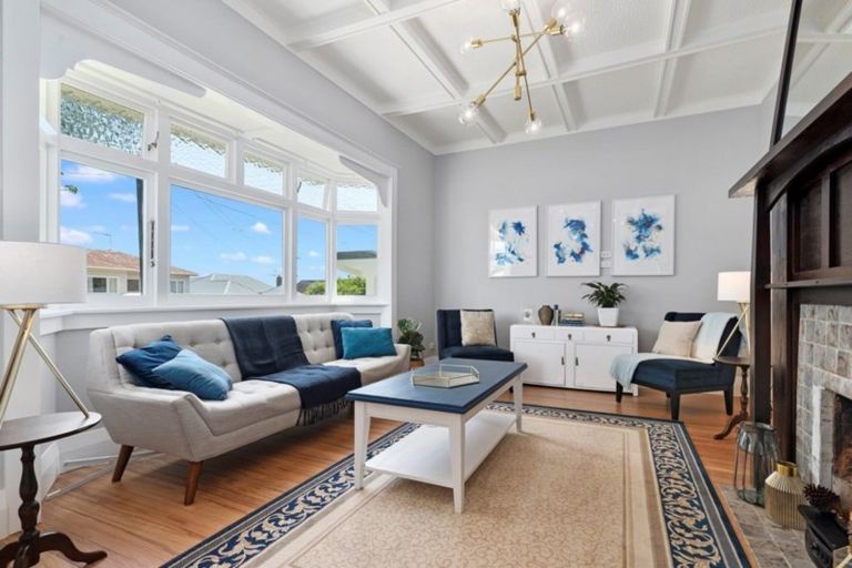 Photo of property in 11 Empire Road, Devonport, Auckland, 0624