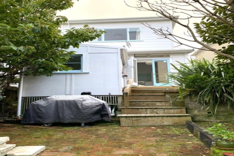 Photo of property in 55 Duncan Terrace, Kilbirnie, Wellington, 6022