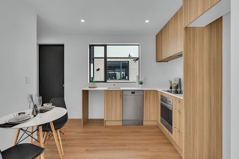 Photo of property in 112a Aldwins Road, Phillipstown, Christchurch, 8062