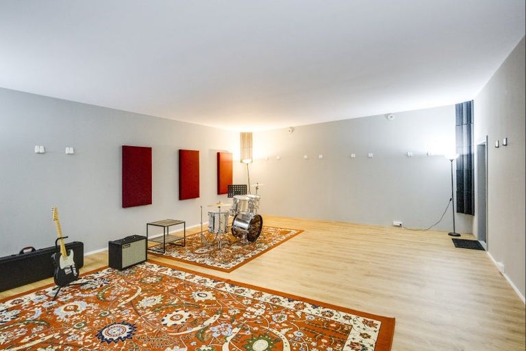 Photo of property in 125 Tironui Drive, Taradale, Napier, 4112