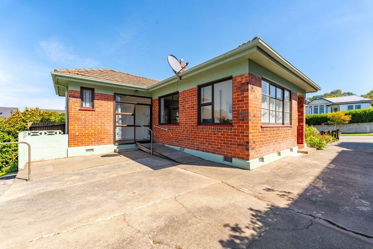 Photo of property in 12 Ranfurly Street, West End, Timaru, 7910