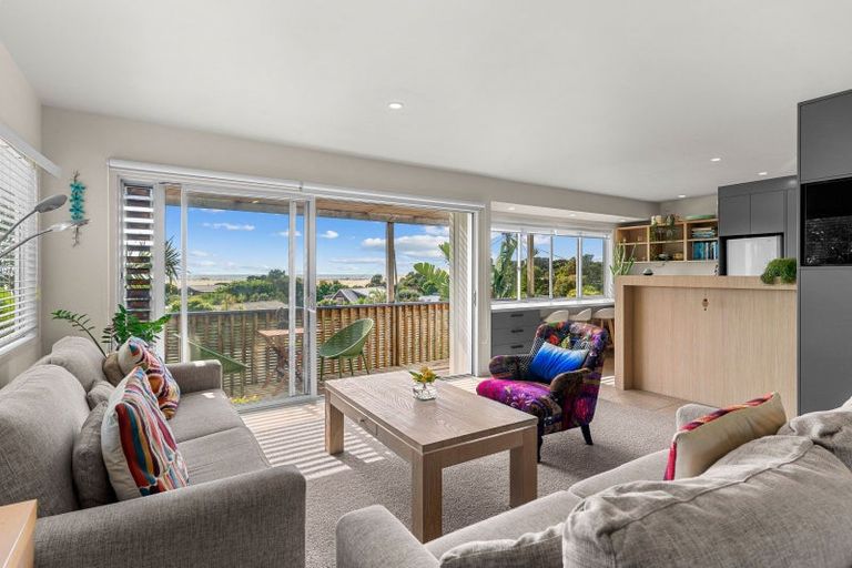 Photo of property in 42 Cheviot Street, Mangawhai Heads, Mangawhai, 0505