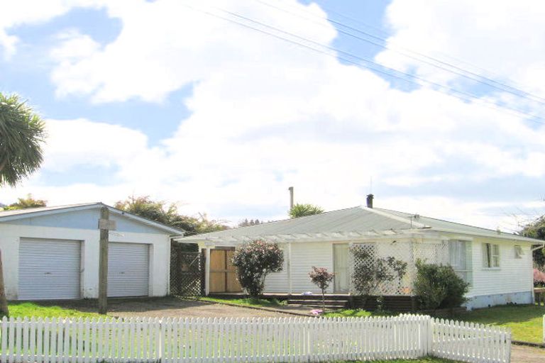 Photo of property in 19 Collie Drive, Pukehangi, Rotorua, 3015