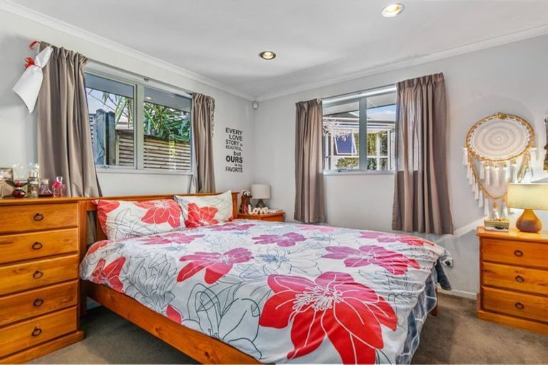 Photo of property in 16a Fordyce Avenue, Sunnyhills, Auckland, 2010