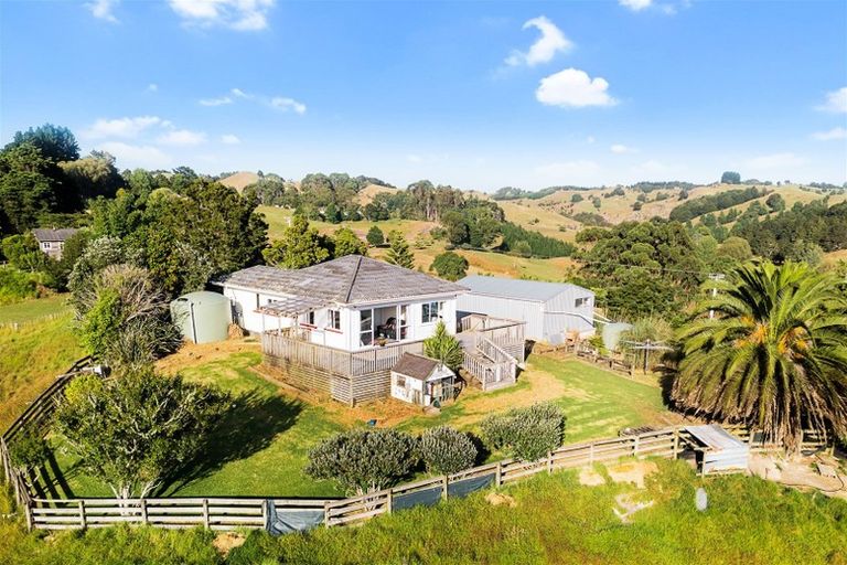 Photo of property in 87 Mititai Road, Waiotira, 0193