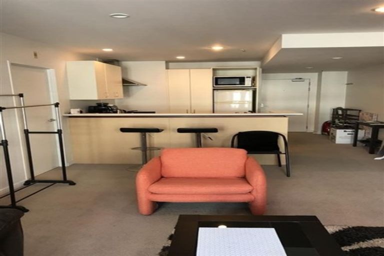 Photo of property in Terrace Heights Apartments, 8c/163 The Terrace, Wellington Central, Wellington, 6011