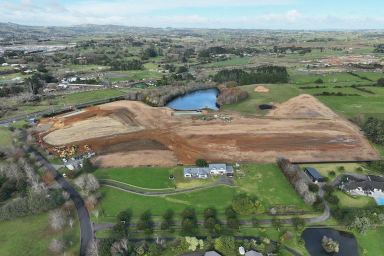 Photo of property in 6 Burberry Road, Karaka, Drury, 2578