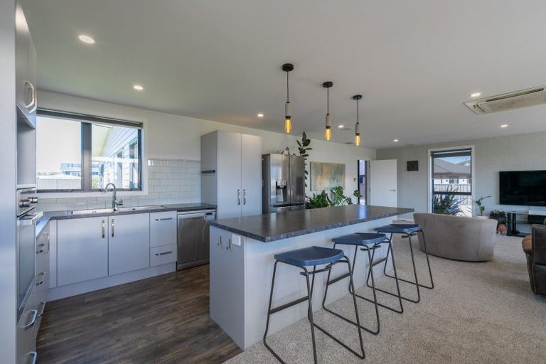 Photo of property in 28 Burnby Drive, Te Anau, 9679