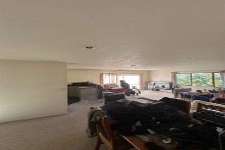 Photo of property in 31 Copplestone Place, New Lynn, Auckland, 0600