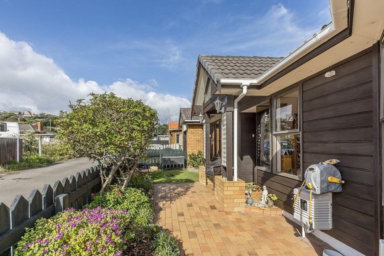Photo of property in 1/4u Richard Street, Titahi Bay, Porirua, 5022