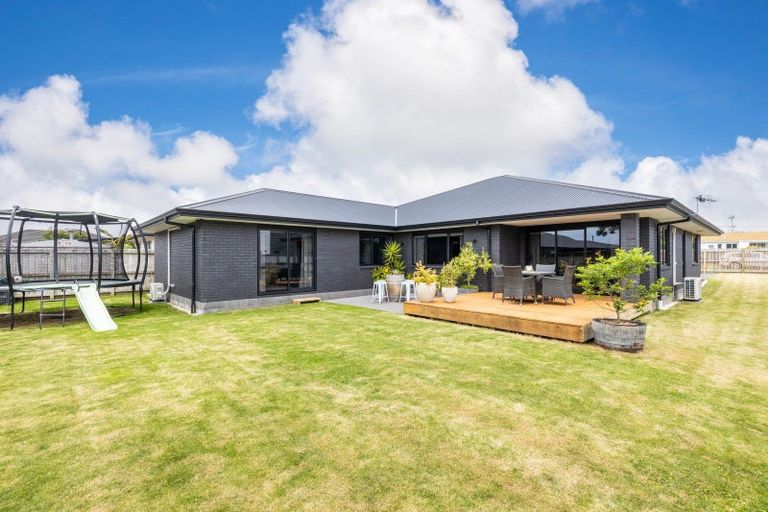 Photo of property in 3 Customhouse Street, Bell Block, New Plymouth, 4312