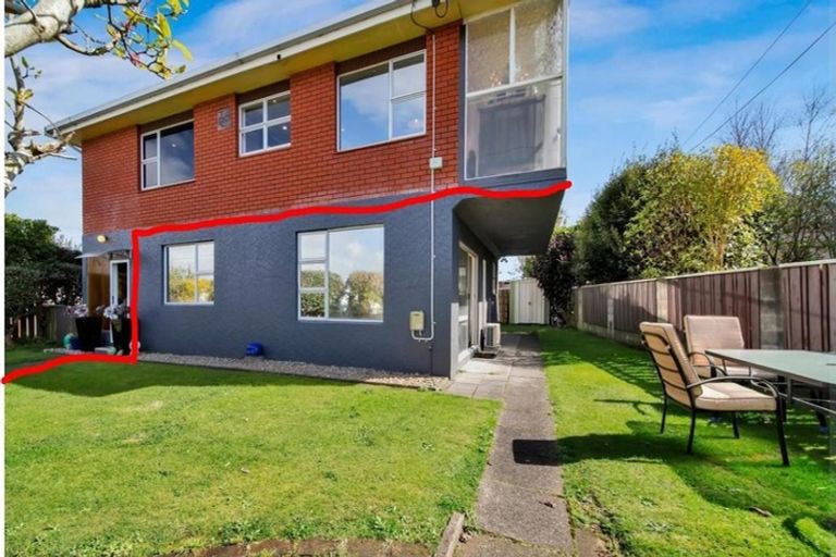 Photo of property in 1/58 Paynters Avenue, Strandon, New Plymouth, 4312