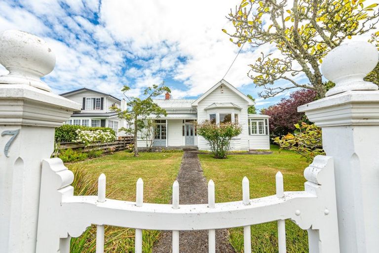 Photo of property in 27 Brassey Road, Saint Johns Hill, Whanganui, 4500