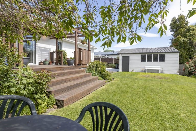 Photo of property in 4b Canberra Place, Redwood, Christchurch, 8051