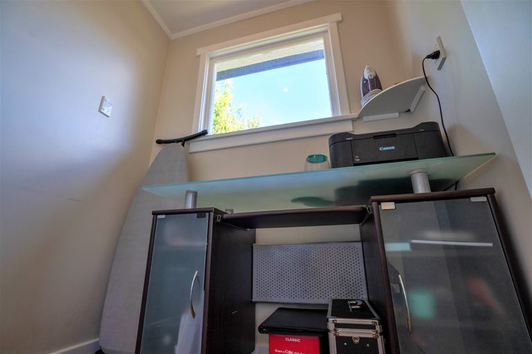 Photo of property in 242 Chelmsford Street, Waverley, Invercargill, 9810