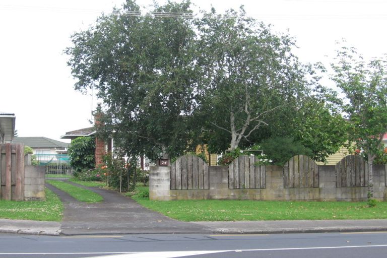 Photo of property in 24 Carbine Road, Mount Wellington, Auckland, 1060
