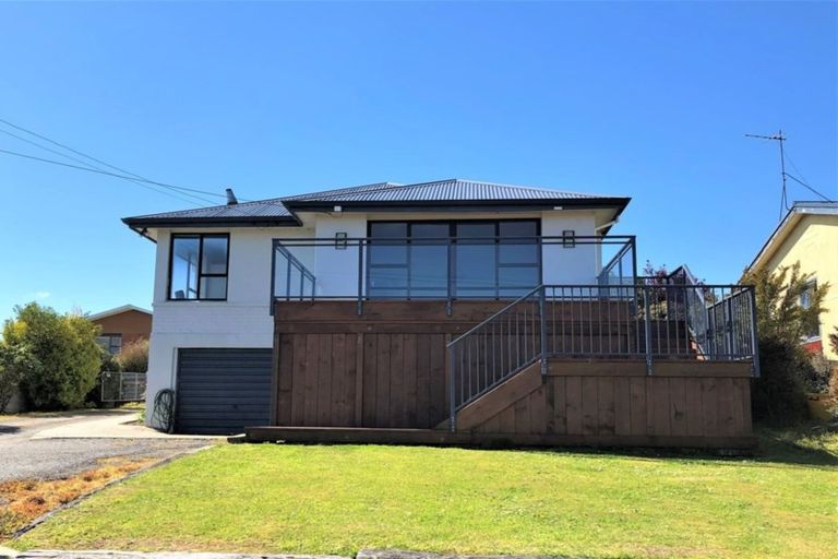 Photo of property in 49 Lowestoft Street, Balclutha, 9230