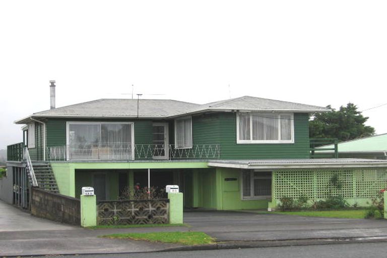 Photo of property in 63 Sturges Road, Henderson, Auckland, 0612