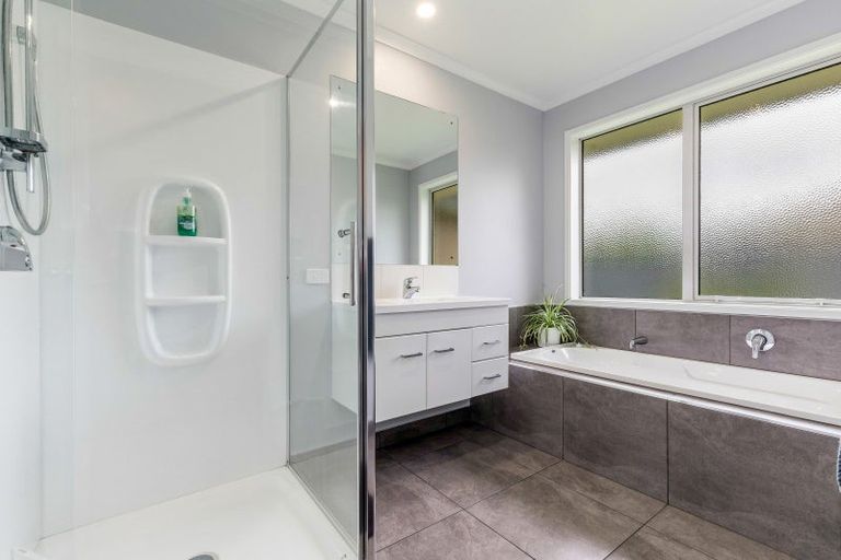 Photo of property in 14 Fletcher Lane, Patumahoe, Pukekohe, 2679