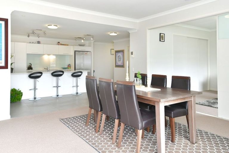 Photo of property in 59 Parkside Drive, Orewa, 0931